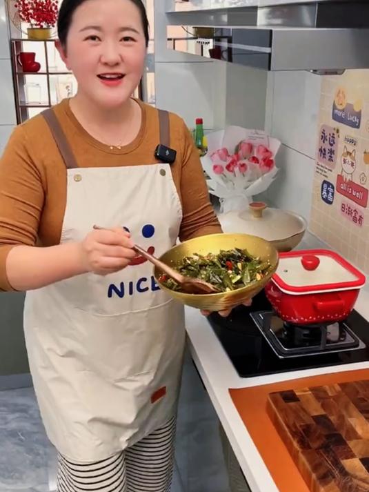 爽口裙带菜梗片，鲜咸脆嫩超美味