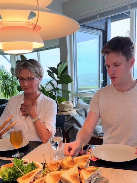 来挪威婆婆家去蹭饭，看看她给我做的精致晚餐，太有食欲了！