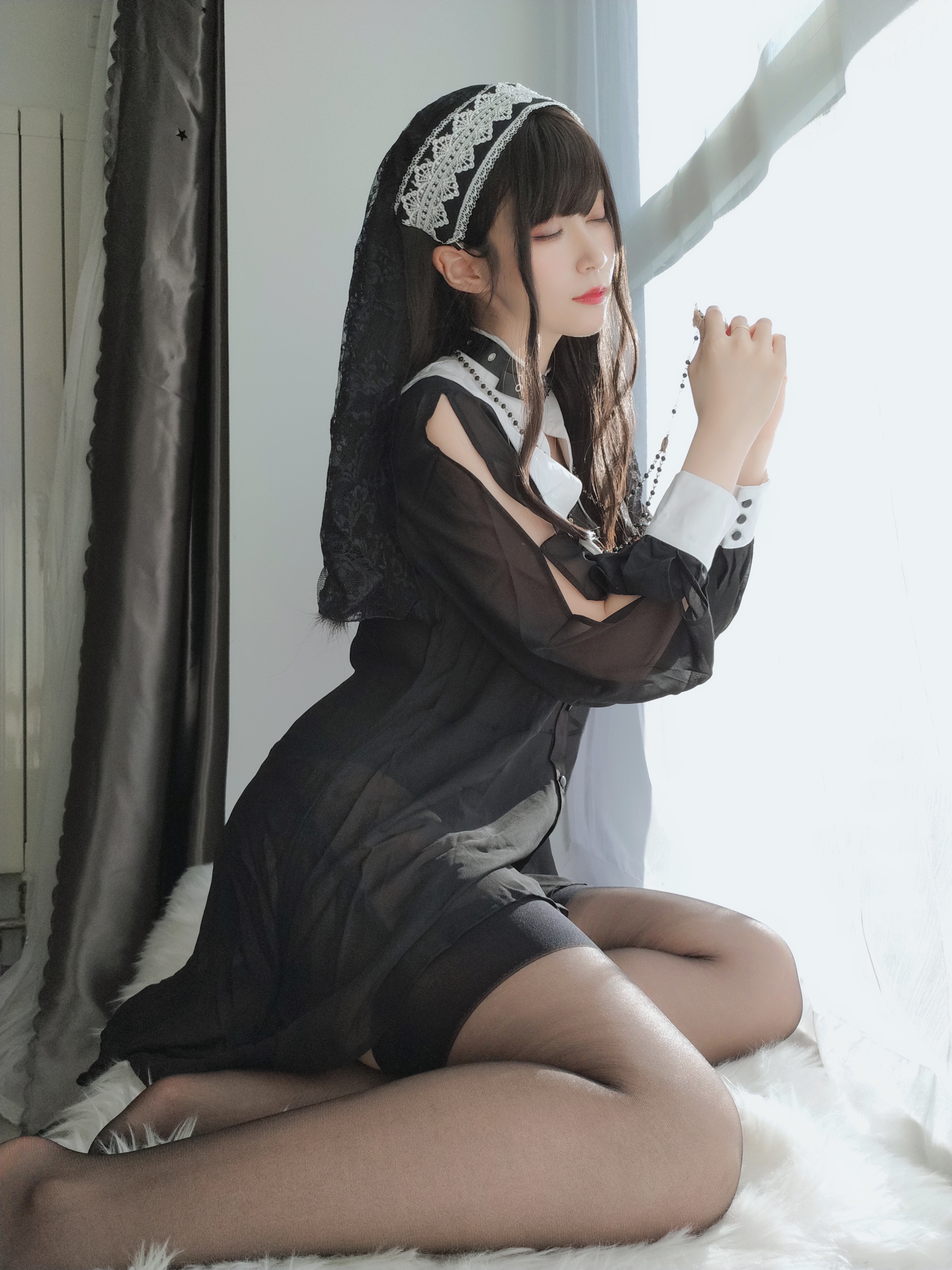 图片[41]-Coser小姐姐白银 NO.044 – 蕾丝修女[86P+7V838M]-六色网