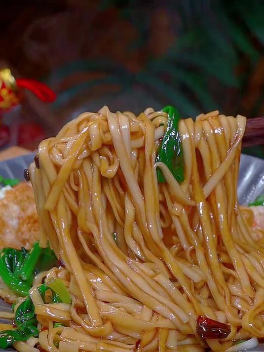 香喷喷的葱油拌面