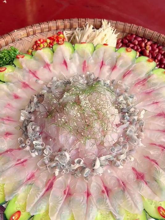 又是省柴火的一天，简简单单吃条溪流精灵将军鱼先