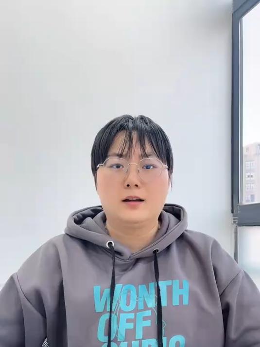 不就是一天做50个logo嘛,用这个ai作图神器分分钟搞定