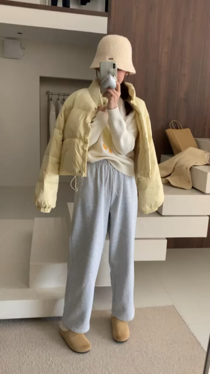 可爱小黄鸭毛衣 做了两套搭配