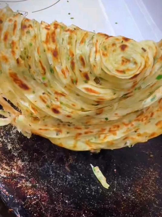 这是最近很火的手抓饼做法