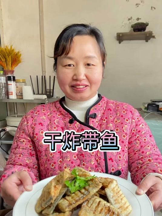 别犹豫,新鲜东海带鱼段冷冻保存超方便