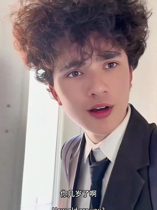 九月份家里三个人生日,今天是我们兔宝宝生日啦～