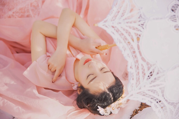 图片[2]-The snow girl-六色网