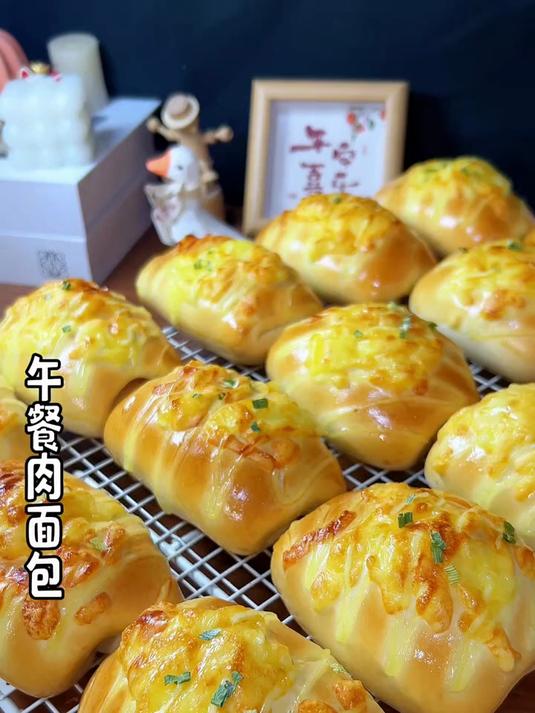 好吃的午餐肉面包，咸香柔软做法简单
