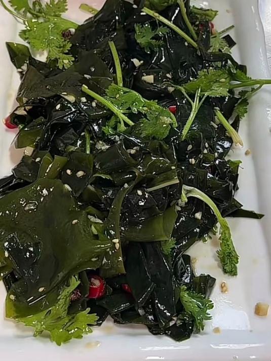 高钙高锌营养丰富的裙带菜这样凉拌,脆嫩爽口开胃下饭太好吃