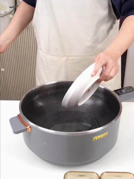 蒸煮一体电锅 家用无涂层 蜂窝不粘 电火锅万能