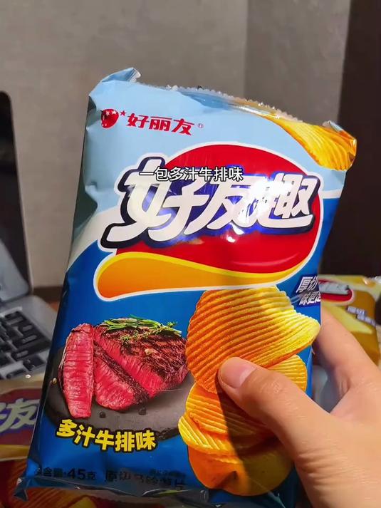 好丽友泡菜味薯片好好吃,之前喜欢蜂蜜黄油口味的