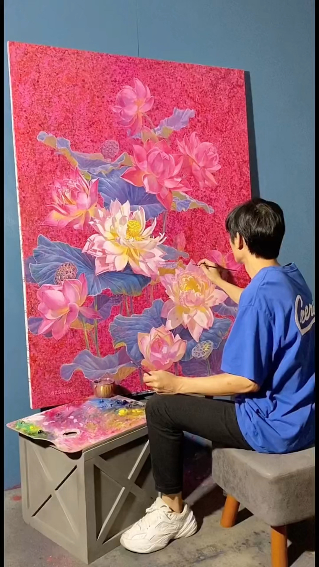 高志定原创手绘荷花作品,做一个安静画画的美男子!