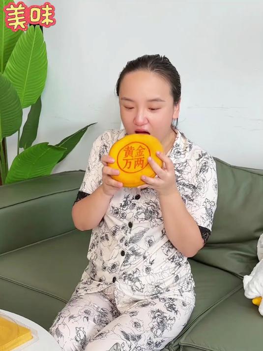 为什么选黄金万两月饼?3 大营养优势颠覆传统!