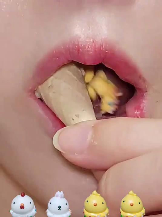 解压视频:好可爱的卡通脆筒巧克力