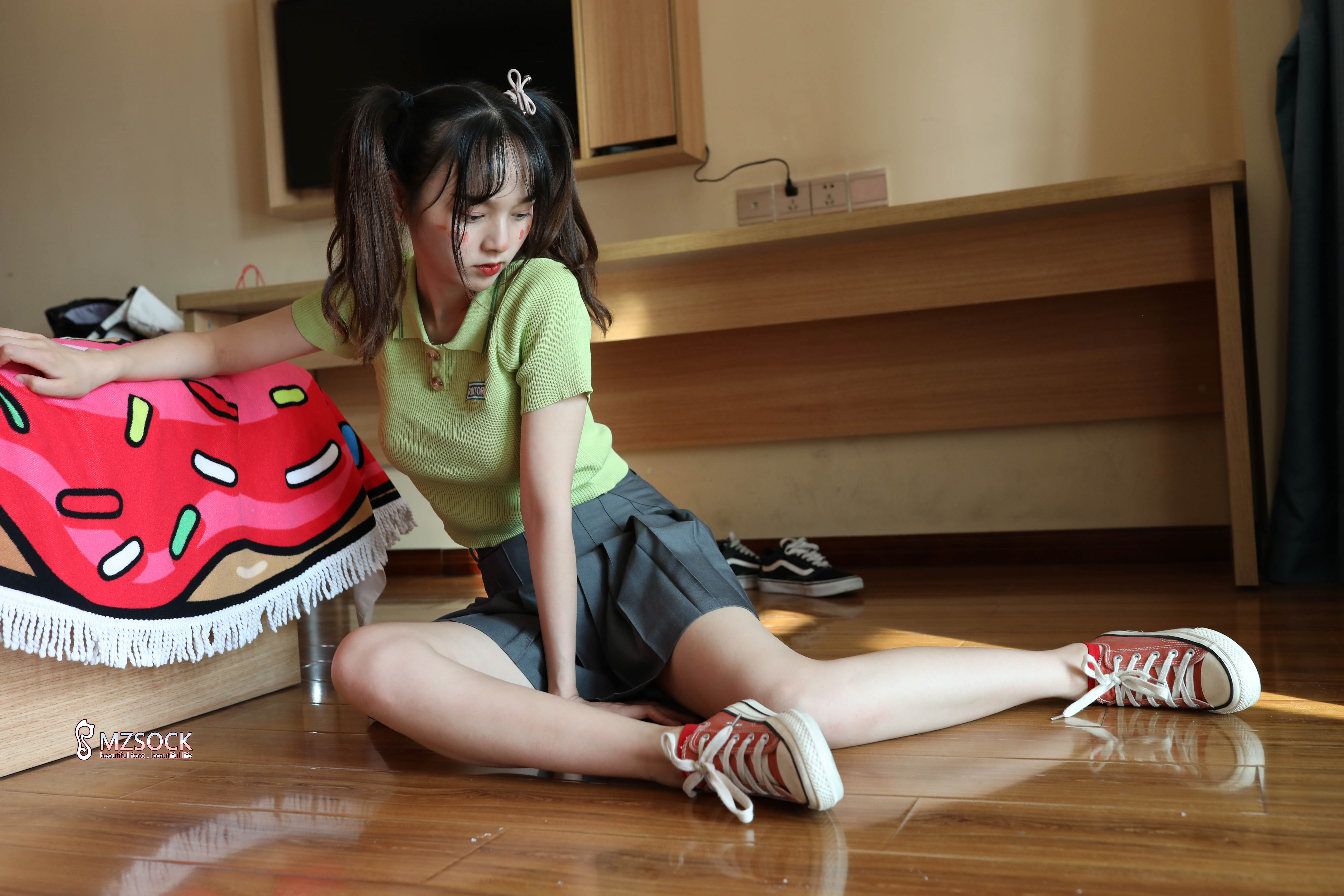 图片[29]-[MZSOCK]爱美足 NO.084 悦悦[79P182M]-六色网