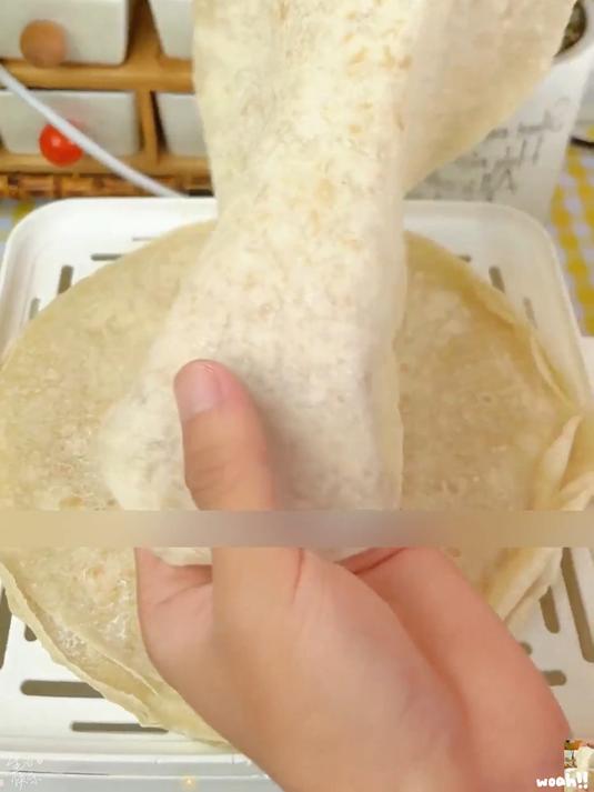 这个铁棍山药烙馍春饼卷菜卷肉都好吃喜欢吃什么就卷什么