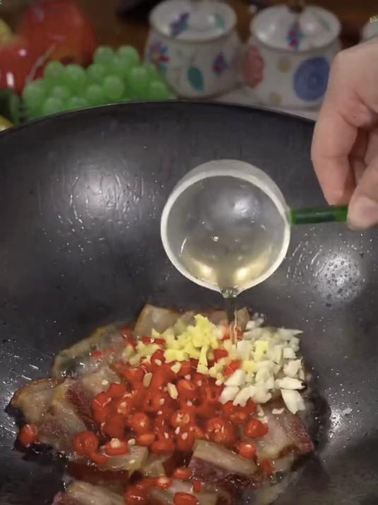 体验野蕨菜魅力,脆嫩多汁超下饭,赶紧囤起来