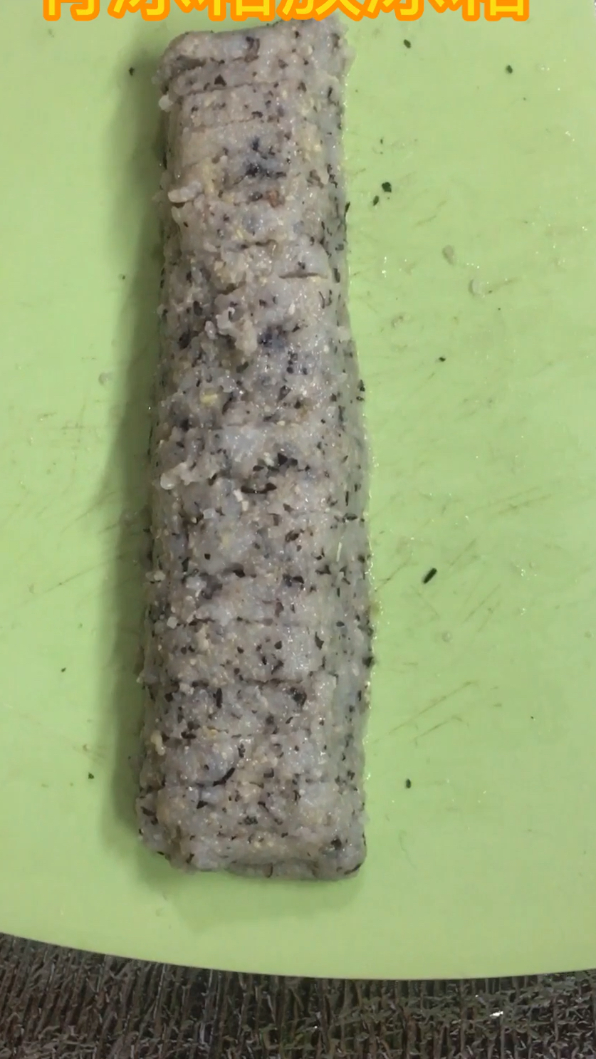 自制黑豆年糕 黑豆渣与大米粉做成年糕 这应该是黑豆渣最好的去处