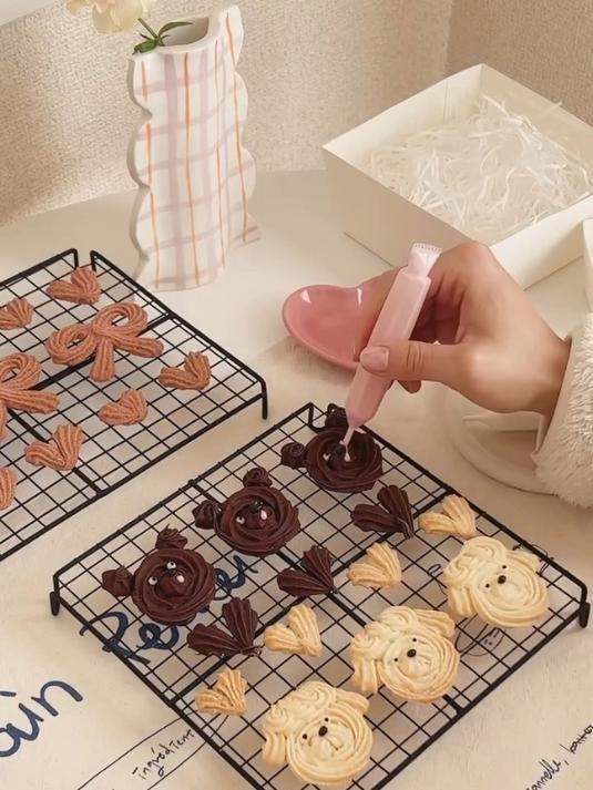 缤纷卡通曲奇香酥可口零失败~