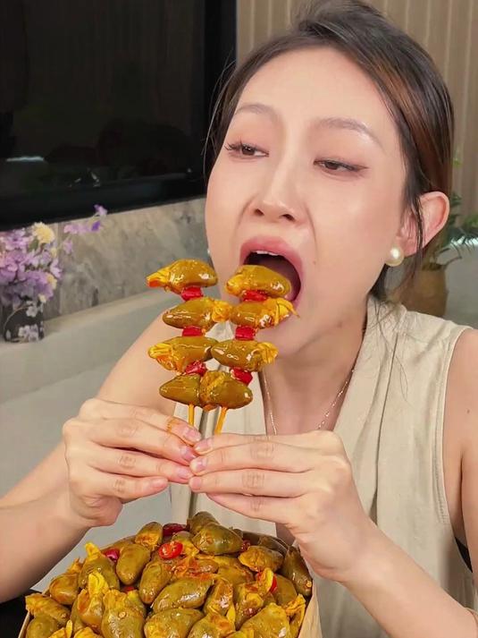 盐焗鸡心酥脆有嚼劲,高蛋白低脂肪,追剧解馋不怕胖的小零嘴!