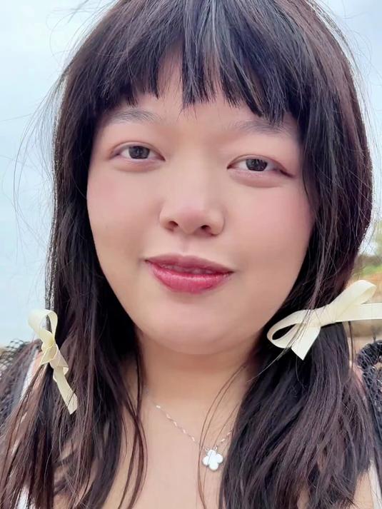 这是一个关于美人鱼想当rapper的励志童话故事