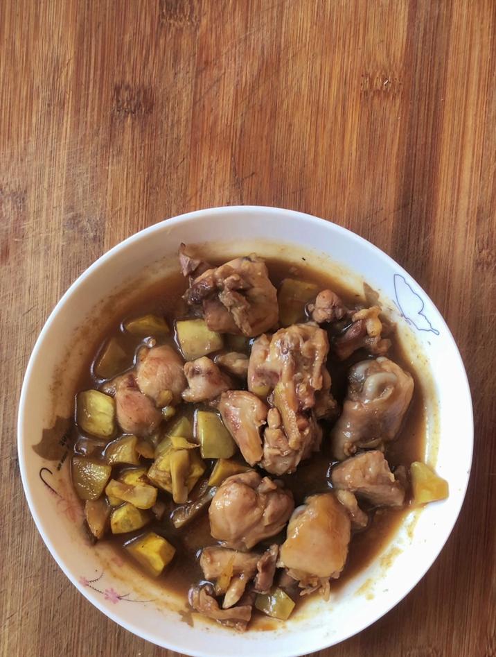 板栗炖鸡的正宗做法
