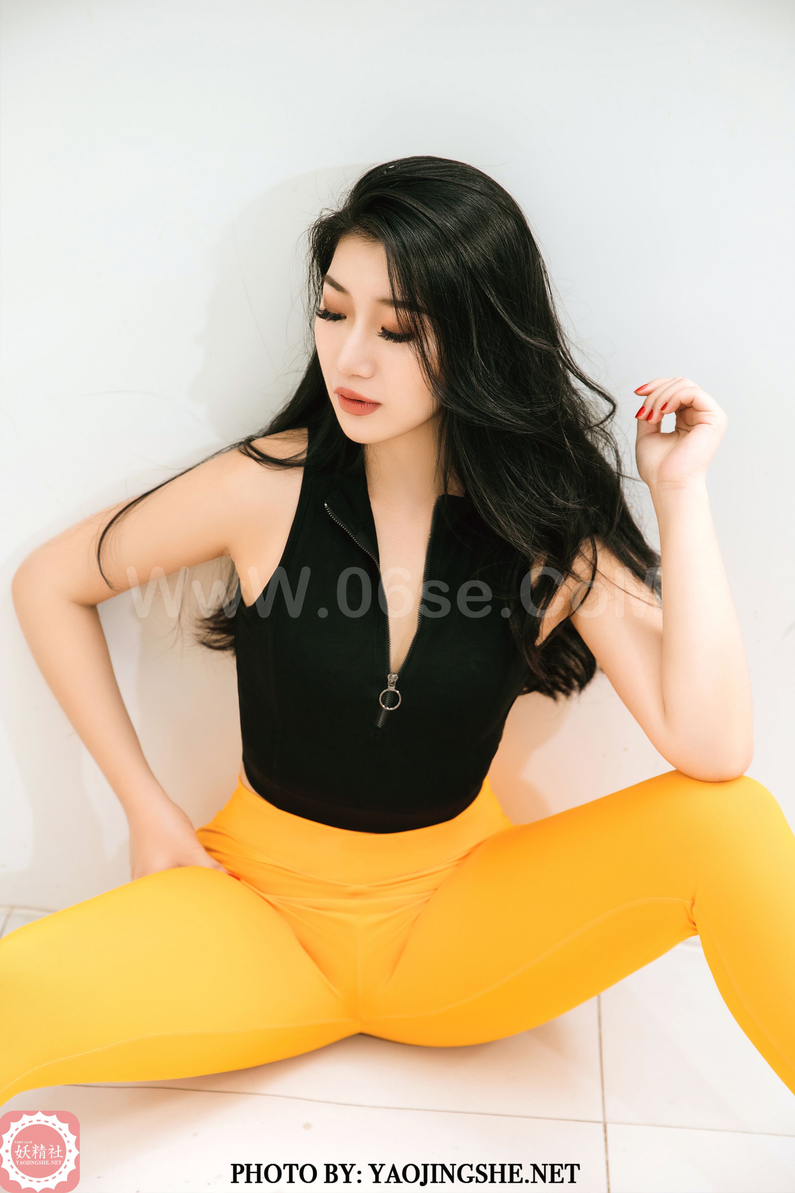 图片[21]-[YaoJingShe 妖精社] V2012《秋韵-健身蜜桃》[30P-201MB]-六色网
