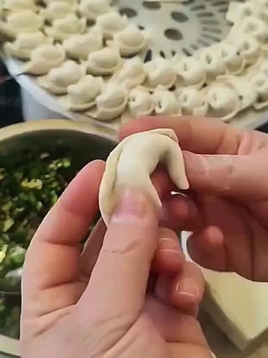 素馅馄饨的不一样包法