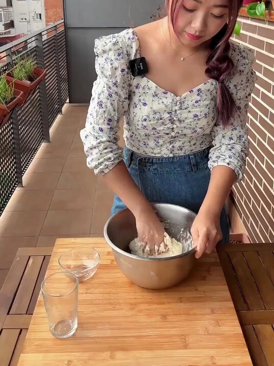 花一上午时间做了份中华点心-海棠酥，不知道老外见了会不会馋哭