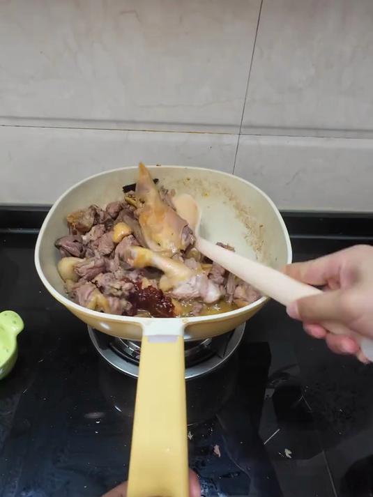 二年级学生 _ 记录暑假的日常生活,今天是凉薯鸭的做法