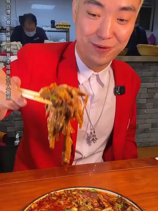 水盆羊肉!羊肉吃到饱是什么体验?