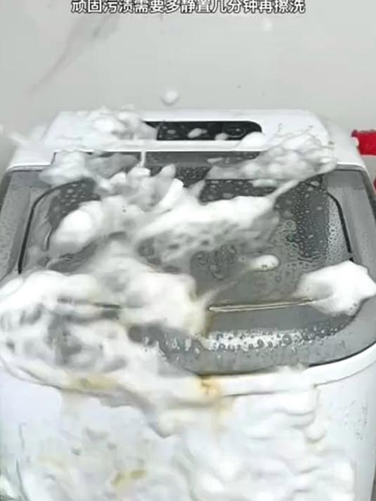 厨房难清理的油污用这个大公鸡油污清洁剂都能轻松去除