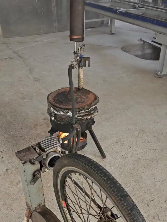 烧水的蒸汽发动机原理