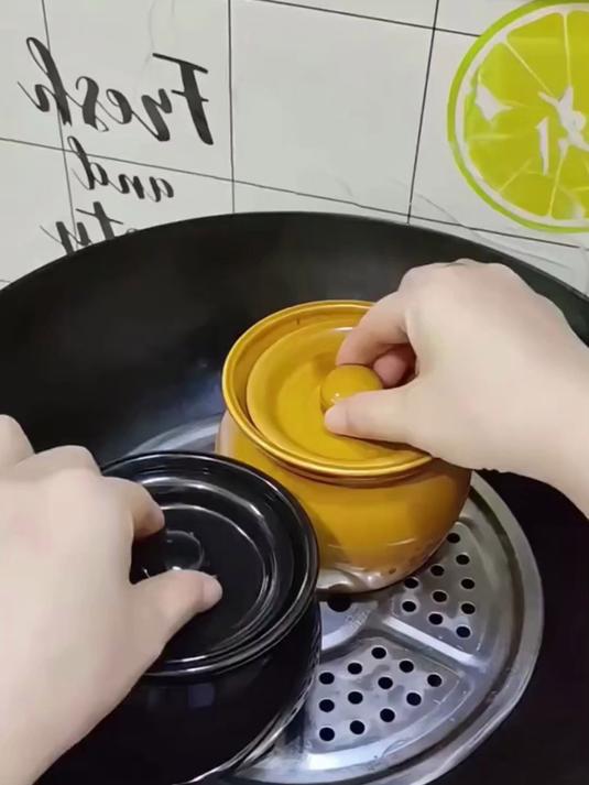 瓦罐陶瓷炖盅隔水炖炖罐带盖汤罐沙县小吃瓦罐家用蒸蛋碗#瓦罐蒸蛋#