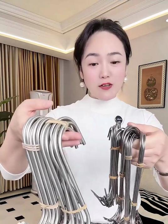 腊肉晾晒专用！不锈钢 S 型挂钩，防滑稳固不易脱落～