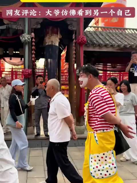 毕业季大模王来河头老街整活了#这夏就出发#