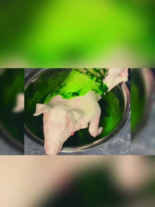 香菜脑袋速囤！泡面里的香菜碎超足量，鲜到骨子里！