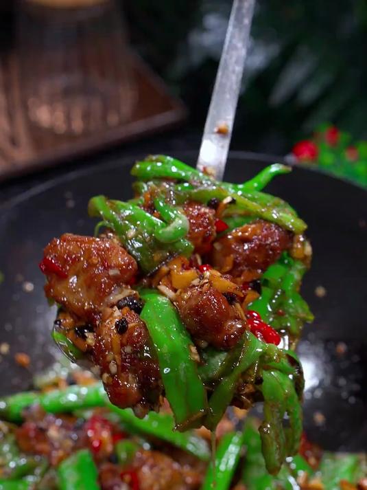 想吃排骨了你就像我这样做个香辣排骨