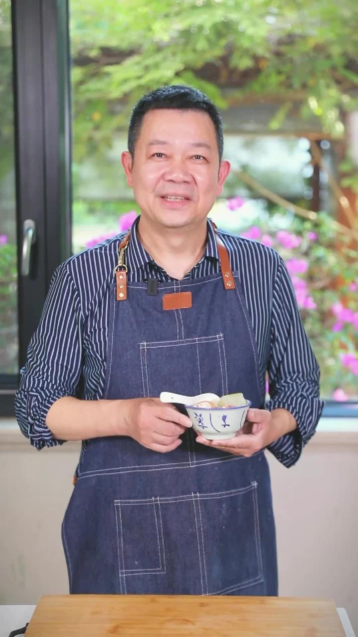 广东马上要降温了,做这个螃蟹冬瓜汤给她/他暖暖胃