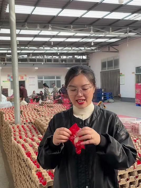 咱家低盐缠丝鸭蛋,一口下去全是沙!为啥这么多人回购?