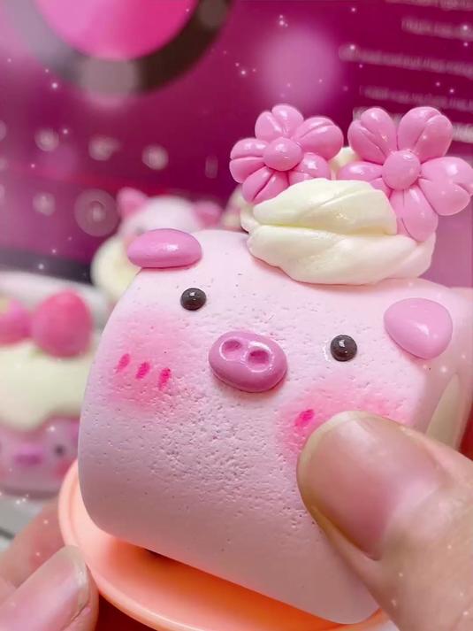 粘土教程看看是谁的可爱猪猪蛋糕卷