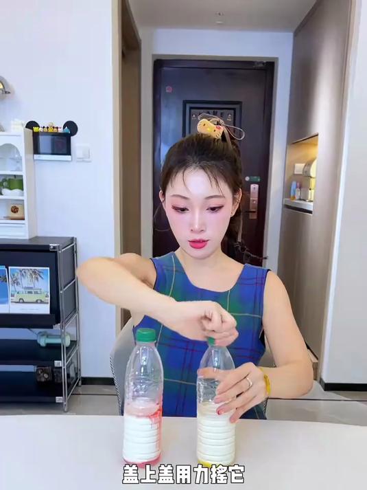 做出泡面桶冰淇淋蛋糕