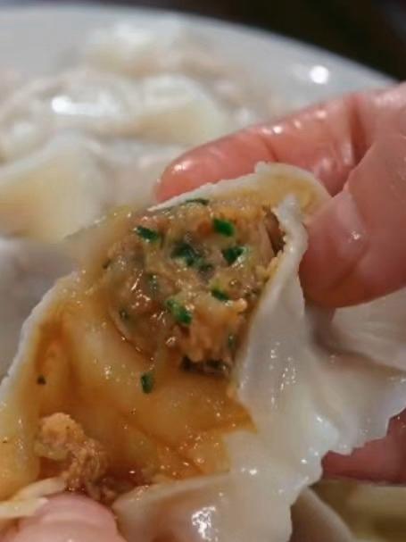 夏天的饺子就应该这样做成黄瓜肉饺子