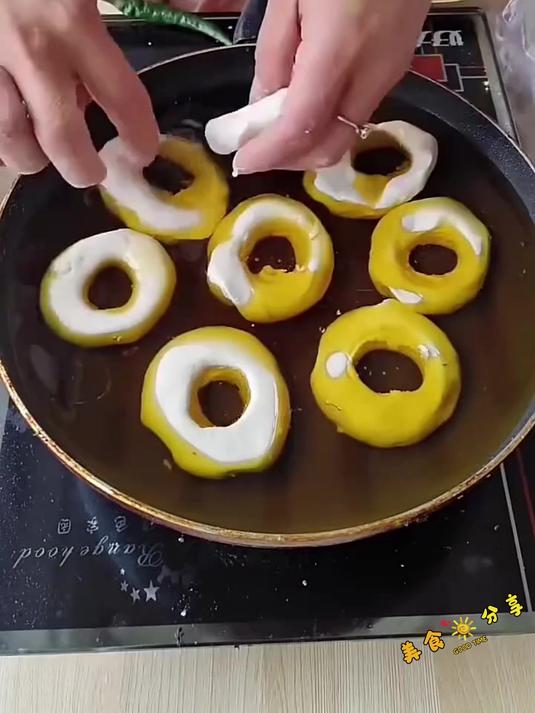 炸甜甜圈的做法