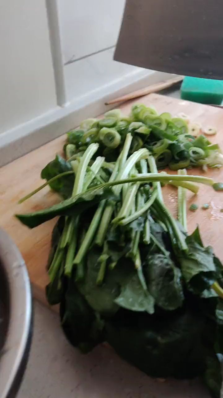 菠菜炒莜面～
