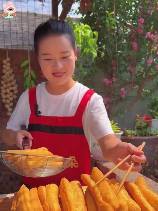 酥脆油条膨松剂:助力油条外脆里软,口感超赞
