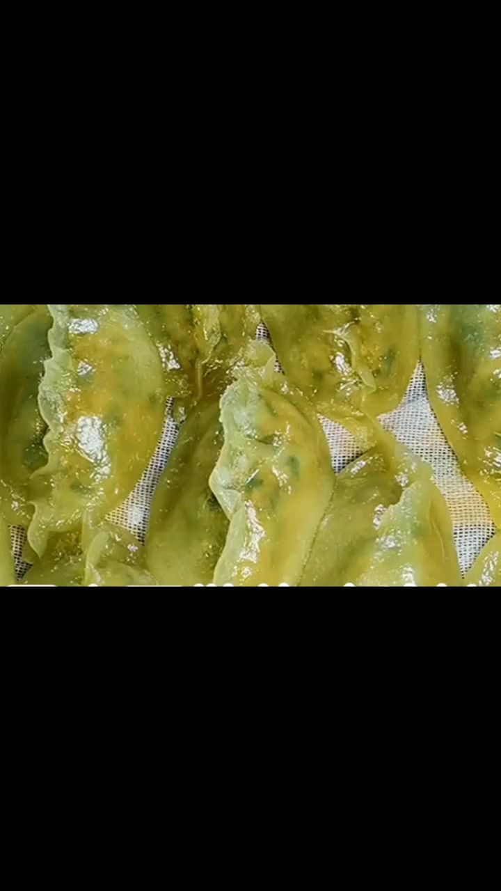 用士豆做的玻璃饺子,做法简单,口味道好极了,有妈妈妈的味