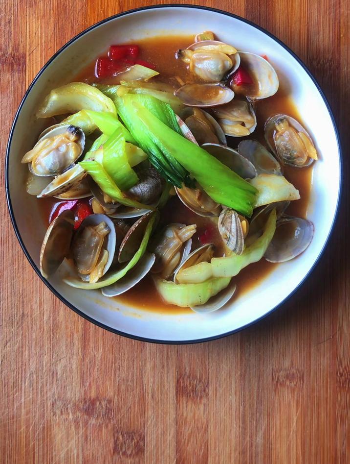 花甲煮多久才熟,煮2分钟就能熟