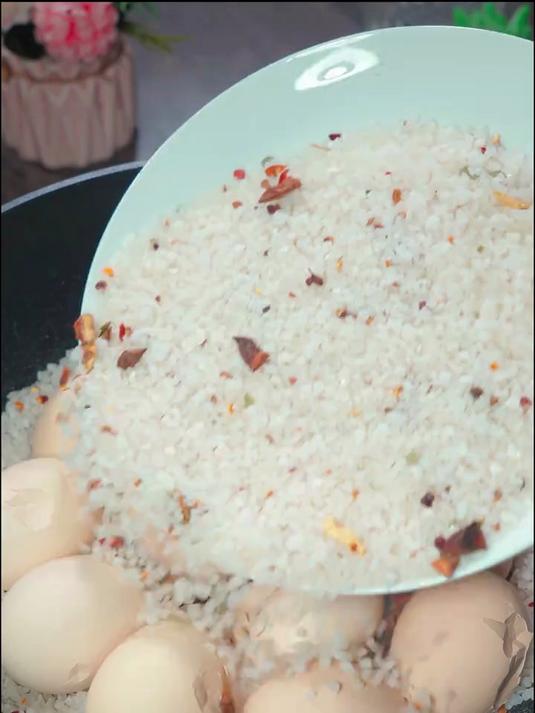 鸡蛋新吃法,咸香可口干香入味