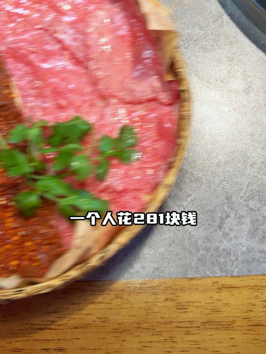 虎皮肘子煮火锅,这稀溜耙的大皮真的太好嗦了!